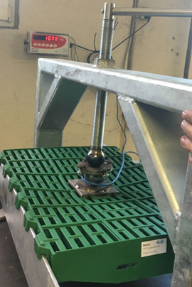 Pressure-test-sow-slat